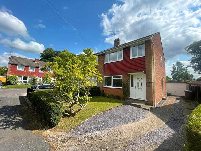 3 Bedroom Semi-Detached House To Rent In Abbey Way, Farnborough, Hampshire, GU14