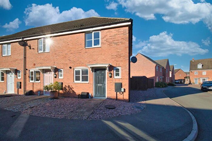 2 Bedroom End Of Terrace House For Sale In Navy Close, Burbage, Hinckley, LE10