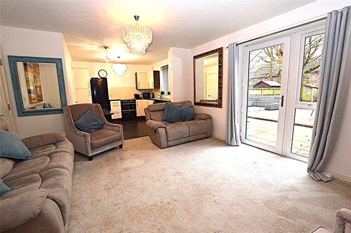3 Bedroom Terraced House For Sale In Somerset Close, Macclesfield, Cheshire, SK10