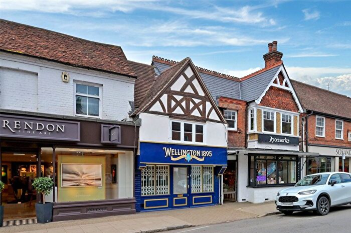 1 Bedroom Flat To Rent In High Street, Marlow, Buckinghamshire, SL7