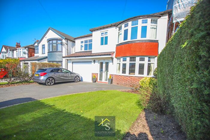 5 Bedroom Detached House For Sale In Waterloo Road, Bramhall, SK7