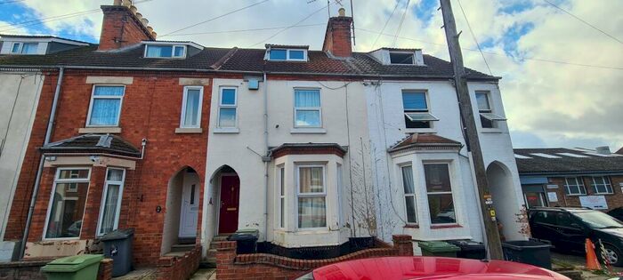 4 Bedroom House To Rent In Winstanley Road, Wellingborough, NN8