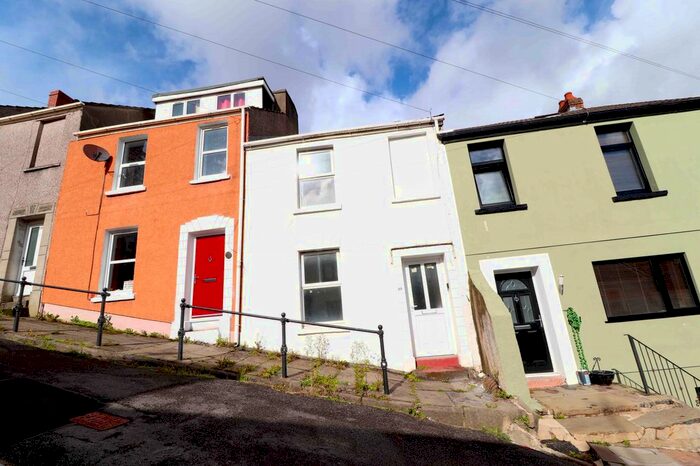 2 Bedroom Terraced House To Rent In Clifton Hill, Swansea, West Glamorgan SA16Xq SA1