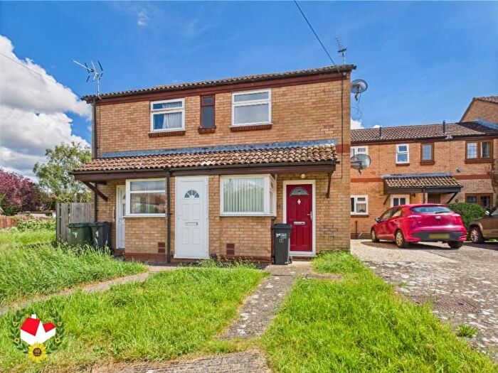 1 Bedroom Flat To Rent In Chestnut Close, Hardwicke, GL2