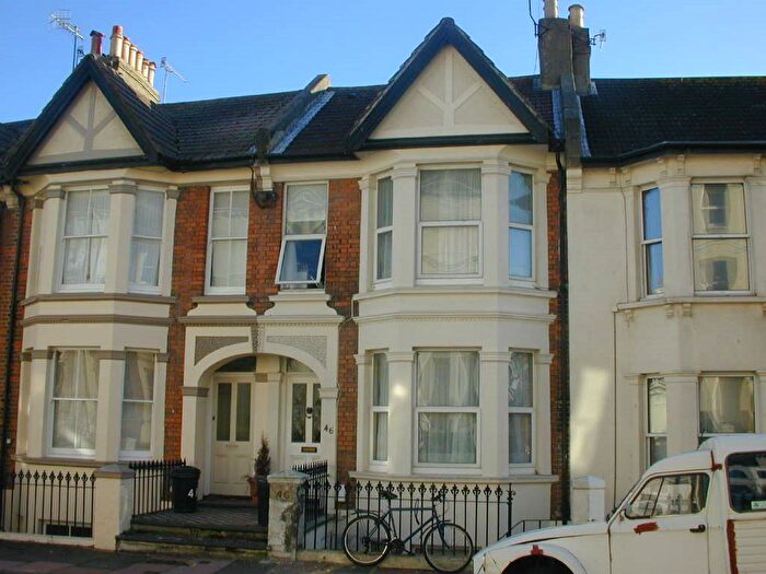 1 Bedroom Flat To Rent In Roundhill Crescent, Brighton, BN2