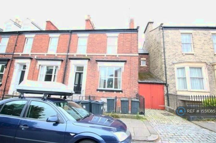 2 Bedroom Flat To Rent In Cleveland Terrace, Darlington, DL3
