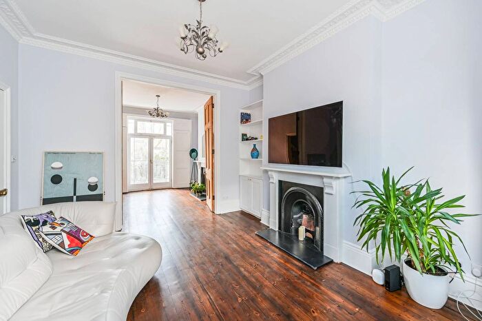 5 Bedroom Flat To Rent In Kennington Oval, Oval, London, SE11