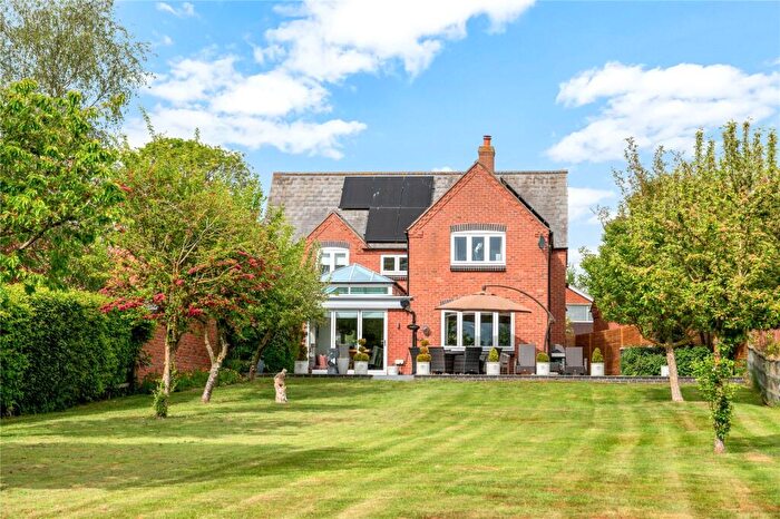 4 Bedroom Detached House For Sale In Bolton Lane, Hose, Leicestershire, LE14