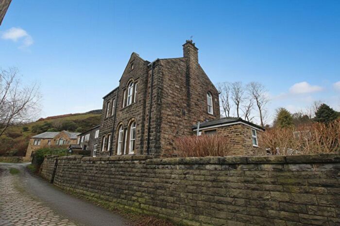 3 Bedroom Semi Detached House For Sale In Cote Lane, Littleborough, OL15