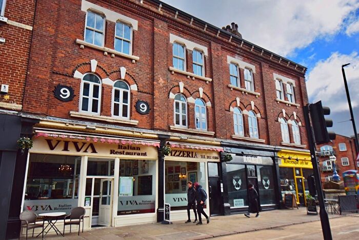 2 Bedroom Terraced House To Rent In Bridge End, Leeds, LS1