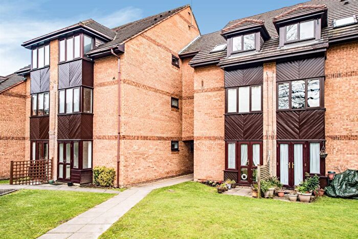 1 Bedroom Flat For Sale In Rickmansworth Road, Watford, WD18
