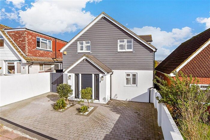 4 Bedroom Detached House For Sale In Vernon Avenue, Woodingdean, Brighton, East Sussex, BN2