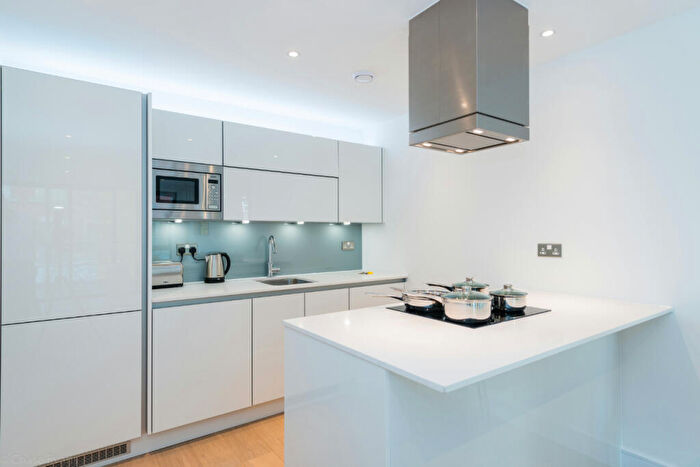 1 Bedroom Flat To Rent In Commercial Street, Aldgate, London, E1