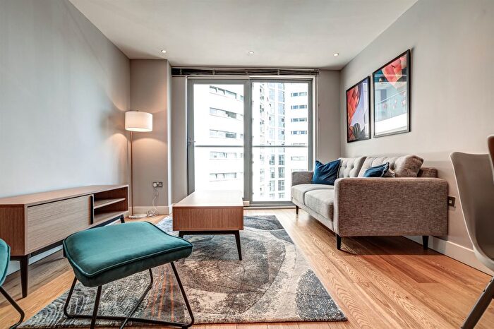 1 Bedroom Flat To Rent In Bute Terrace, Cardiff, CF10