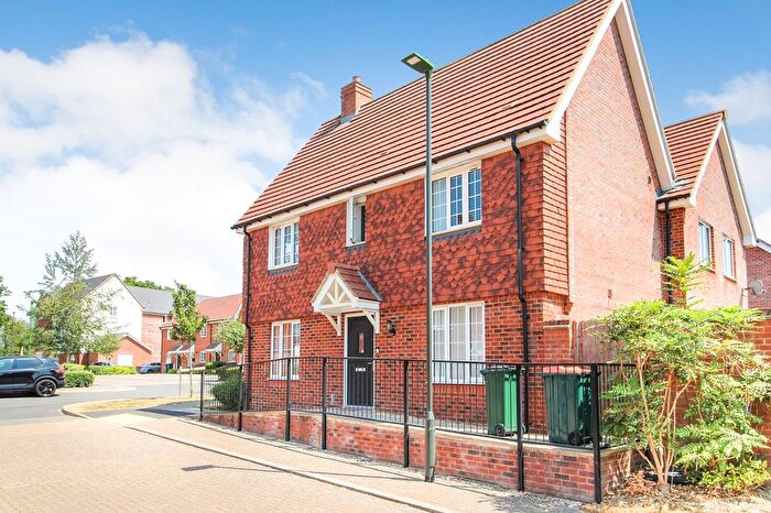 3 Bedroom Semi-detached House For Sale In Jade Way, Crawley., RH10