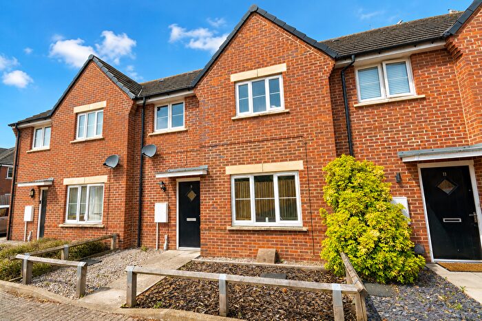2 Bedroom Terraced House For Sale In Skinner Close, Biggleswade, SG18