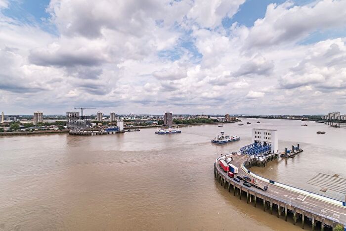 2 Bedroom Flat To Rent In Mast Quay, London, SE18