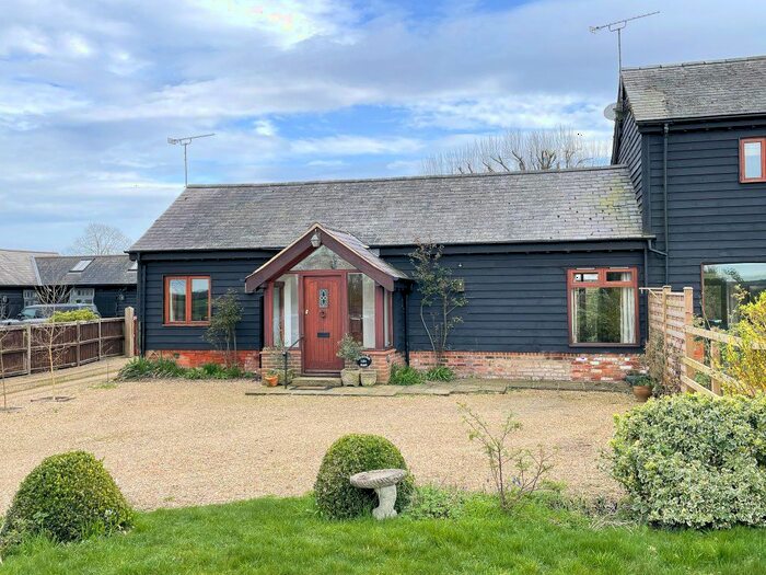 2 Bedroom Bungalow To Rent In Grove, Leighton Buzzard, LU7