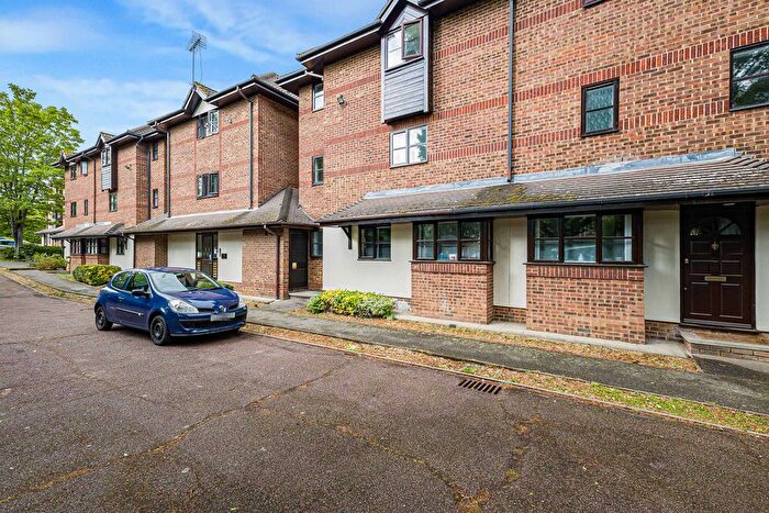 1 Bedroom Flat For Sale In Osbourne Road, Dartford, DA2