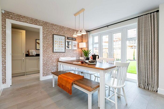 4 Bedroom Detached House For Sale In Grand Union Road Market Harborough, LE16