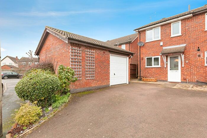 2 Bedroom Semi Detached House For Sale In Walcote Close, Hinckley, LE10