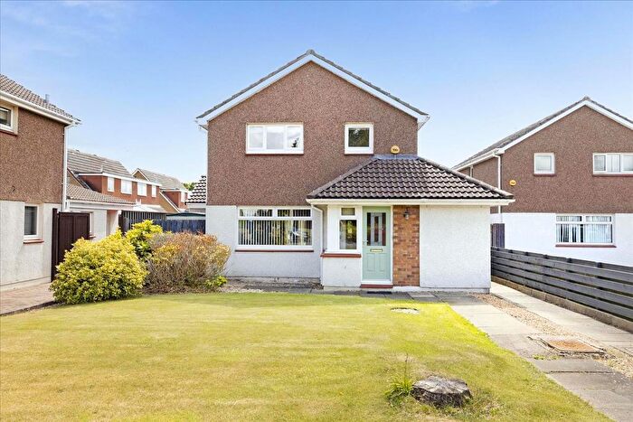 3 Bedroom Detached House For Sale In Stevenson Road, Penicuik, EH26