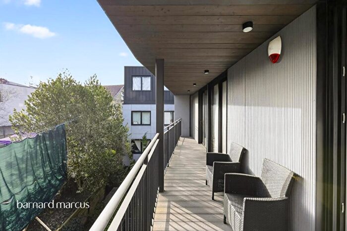 2 Bedroom Flat For Sale In South Park Hill Road, South Croydon, CR2