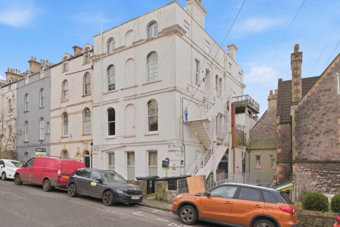 1 Bedroom Flat For Sale In South Road, Weston-Super-Mare, BS23