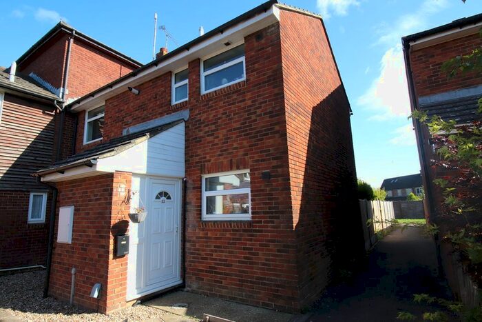 2 Bedroom Semi-Detached House To Rent In Mortimer Close, Ashford, TN23