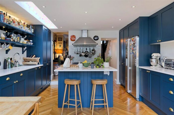 3 Bedroom Property To Rent In Latimer Road, London, W10