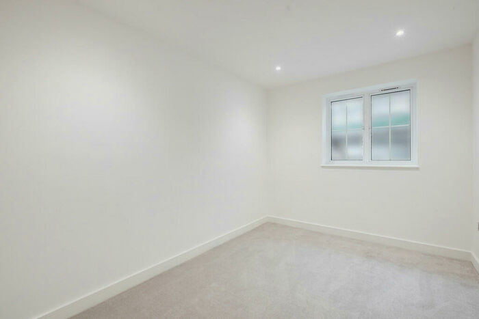 2 Bedroom Apartment To Rent In Miheer House, Doyle Road, London, SE25