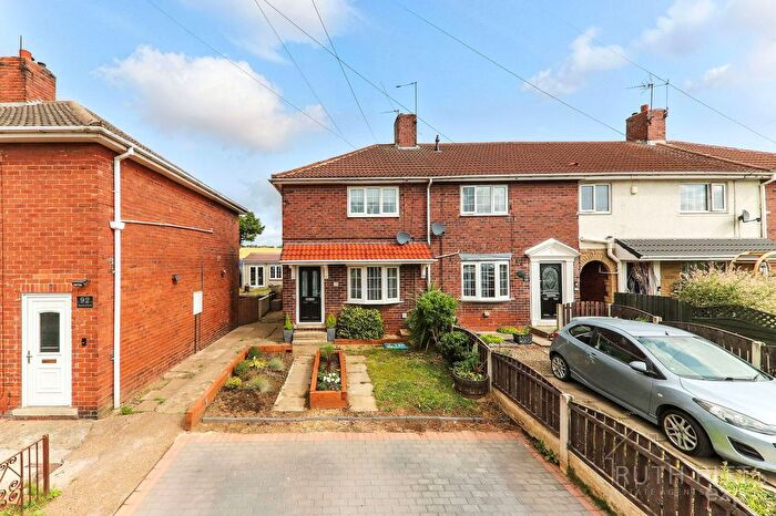 3 Bedroom Terraced House For Sale In Clayton Avenue, Upton, WF9