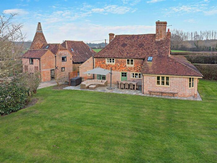 4 Bedroom Farmhouse For Sale In Bethersden, Ashford, TN26