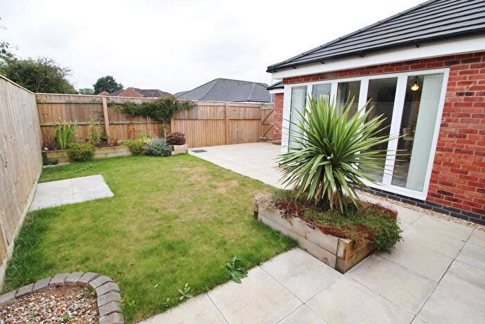 2 Bedroom Bungalow For Sale In Windsor Way, Barnetby, DN38