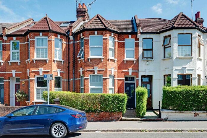 4 Bedroom House To Rent In Olive Road, Cricklewood, NW2
