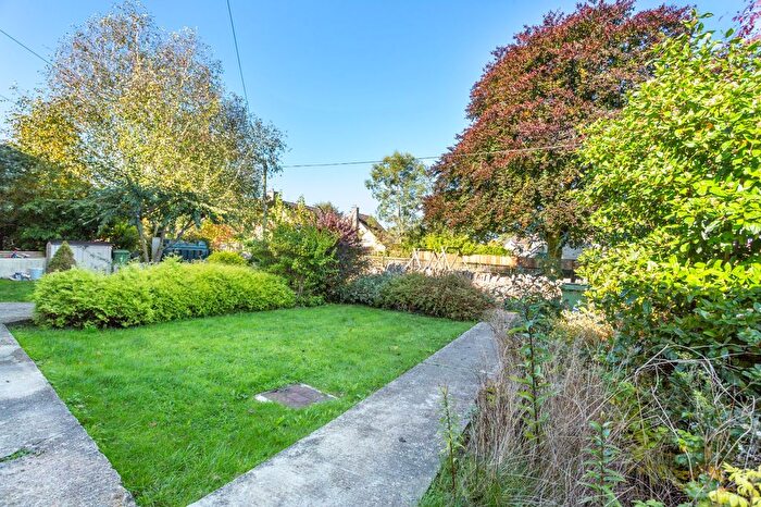 3 Bedroom End Of Terrace House For Sale In Coates Lane, Coates, Cirencester, Gloucestershire, GL7