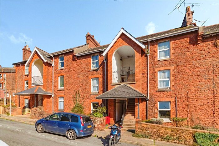 2 Bedroom Flat For Sale In Merritt Road, Paignton, Devon, TQ3