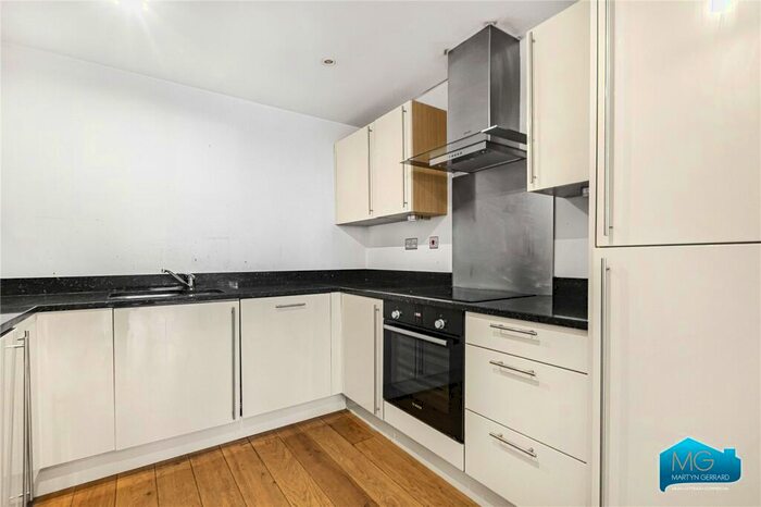 1 Bedroom Apartment To Rent In Roden Court, Hornsey Lane, Highgate, London, N6