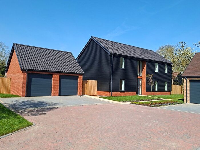 5 Bedroom Detached House For Sale In Blackfriars Court, Stow Longa, PE28