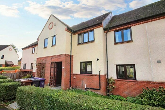 3 Bedroom Terraced House To Rent In Warren Close, Letchworth Garden City, SG6