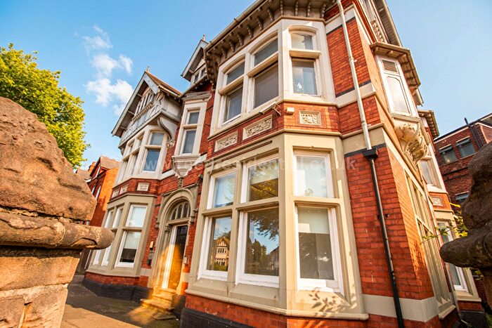 6 Bedroom Flat To Rent In Derby Road - Bed, Lenton, East Midlands, NG7