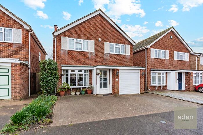 4 Bedroom Detached House For Sale In Scott Close, Ditton, ME20