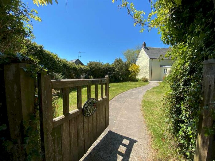 2 Bedroom Cottage House For Sale In St. Just In Roseland, TR2