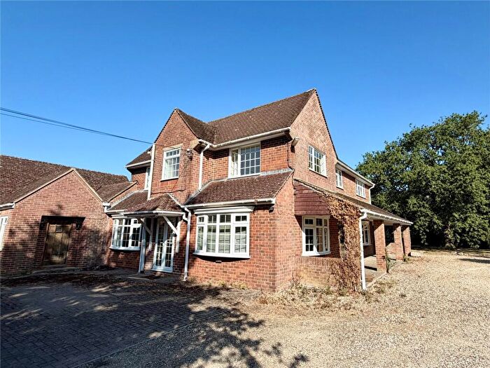 4 Bedroom Semi Detached House To Rent In Common Hill, Cricklade, SN6