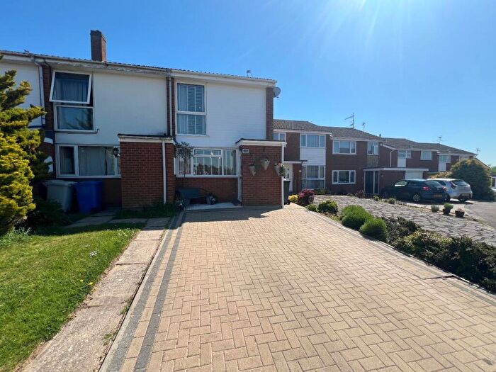 2 Bedroom Terraced House For Sale In Ample Parking - Raleigh Close, Rothwell, NN14