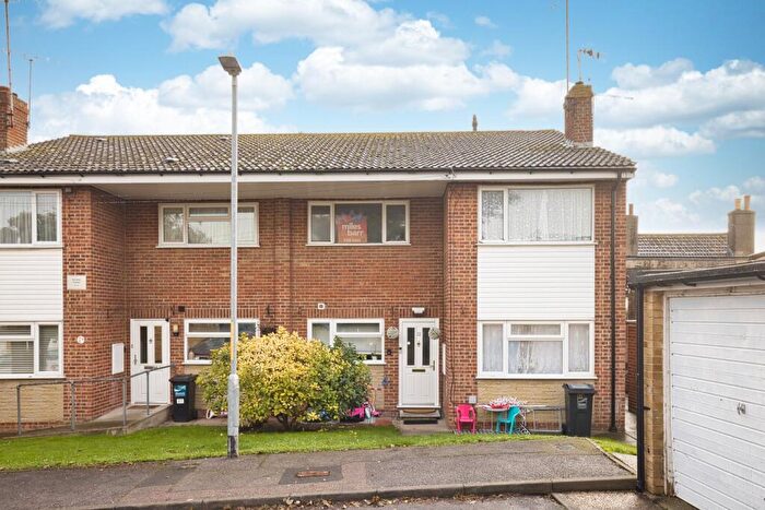 2 Bedroom End Of Terrace House For Sale In Sundew Grove, Ramsgate, Kent, CT11