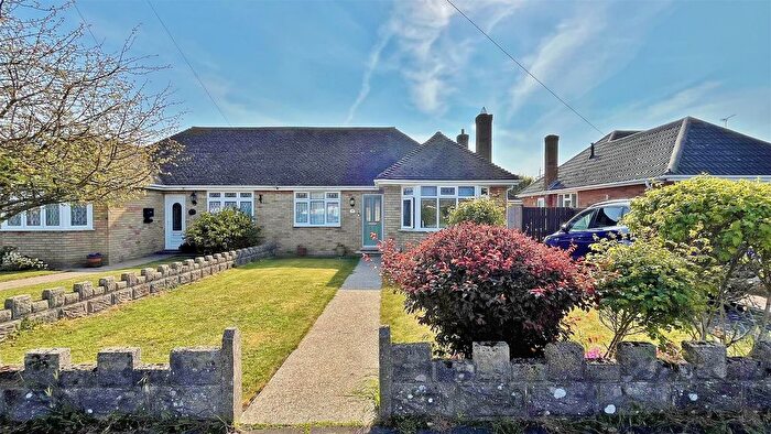 2 Bedroom Semi-detached Bungalow For Sale In Village Way, Kirby Cross, CO13