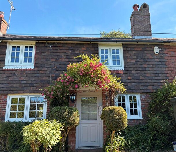 2 Bedroom Terraced House To Rent In Berry Cottage, GU34