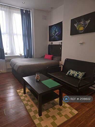 Studio To Rent In Harley Road, London, NW10