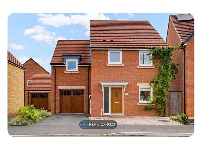 4 Bedroom Detached House To Rent In Foxfield Way, West Bridgford, Nottingham, NG2
